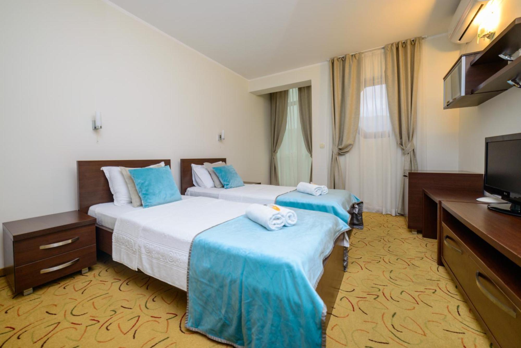 Hotel Odissey Jaz Budva Luaran gambar