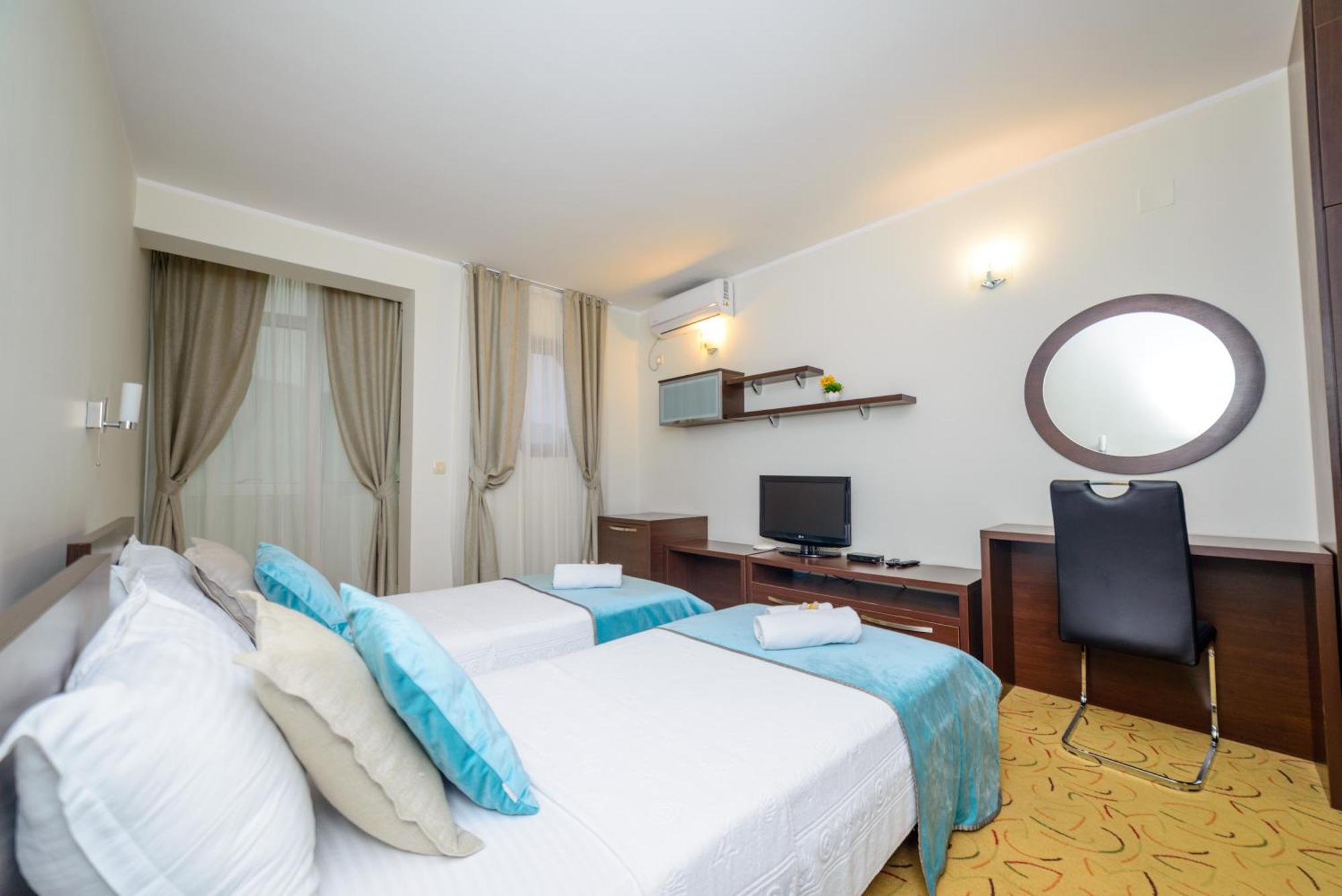 Hotel Odissey Jaz Budva Luaran gambar