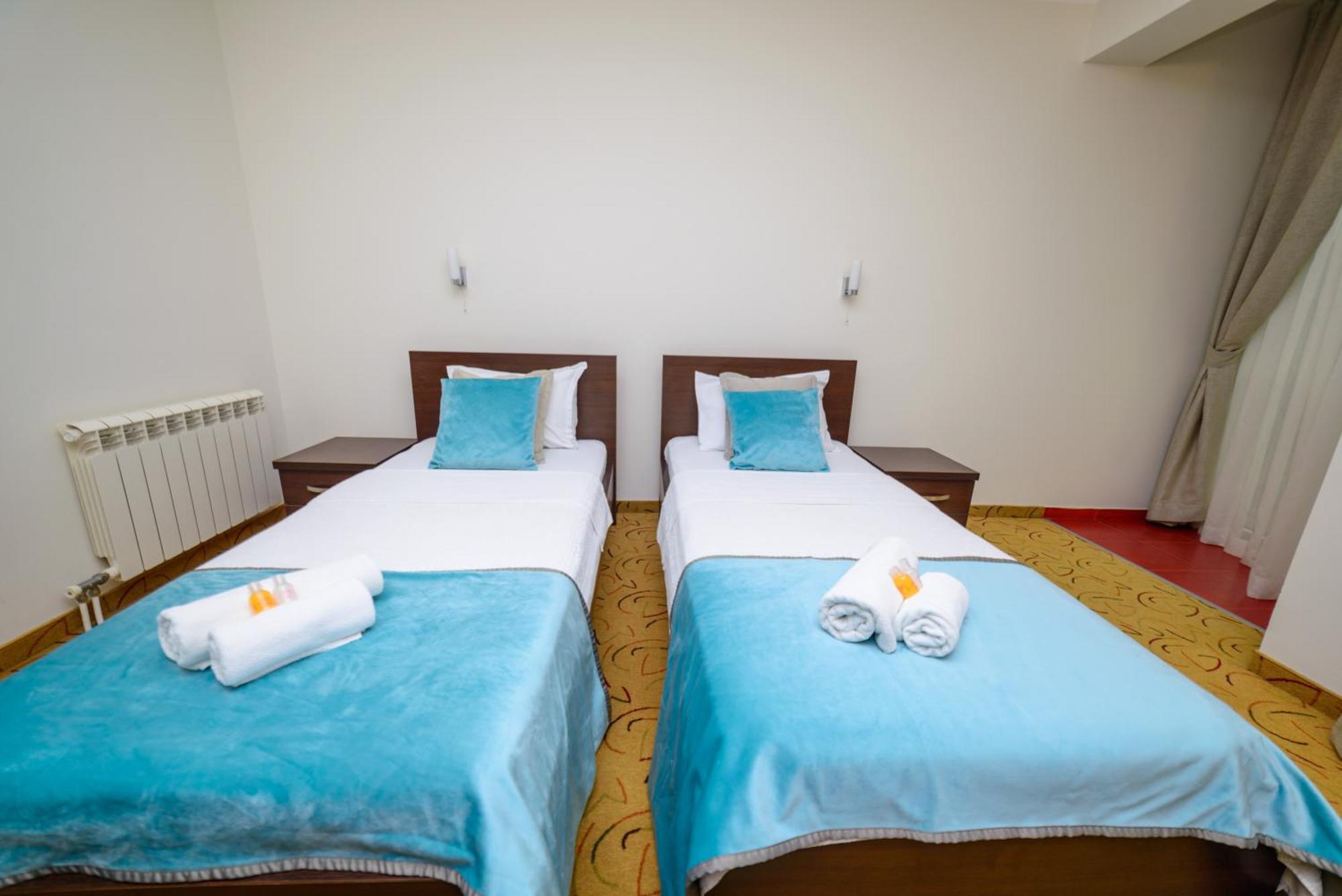 Hotel Odissey Jaz Budva Luaran gambar